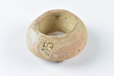 1986.008.0972 3/4 view